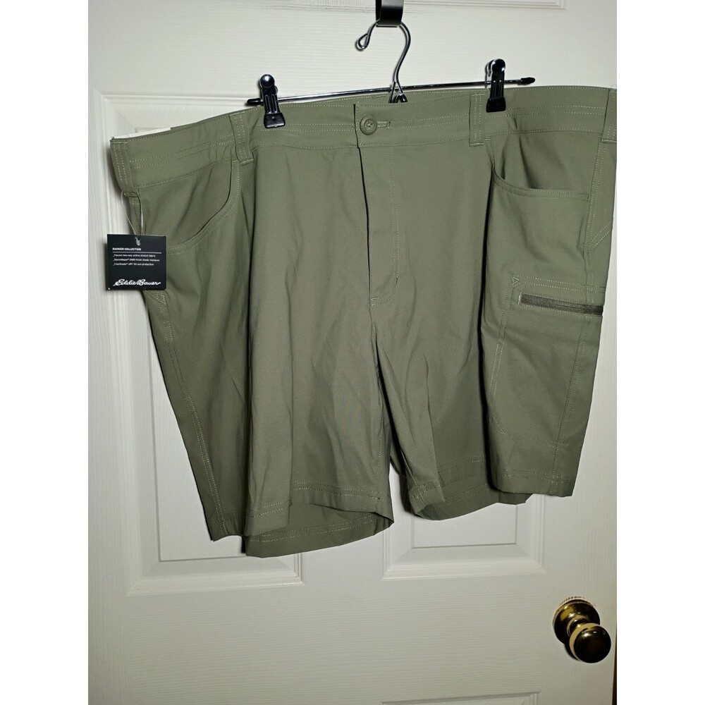 Eddie Bauer Woman 24W  Olive Green Rainer Shorts Fitted Through Waist Activewear